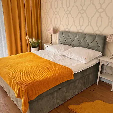 Sea Pearl & Gardenia Apartment